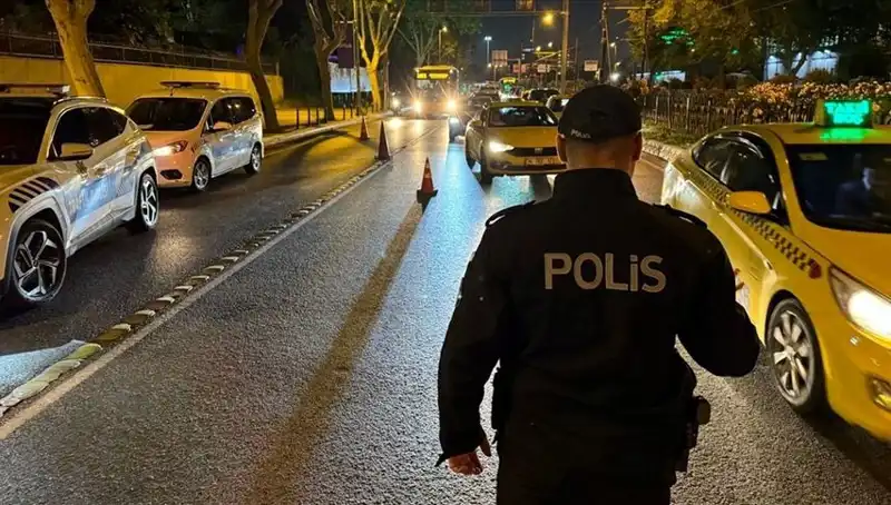 Huzur İstanbul Projesi Kapsamında Bin 5 Kişi Gözaltına Alındı