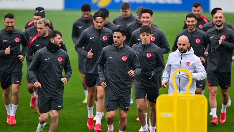 Milli Takımda Sakatlık Krizi: İki Futbolcu Hazırlık Maçını Kaçırdı!