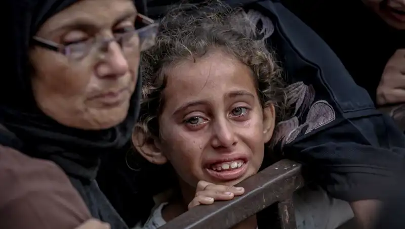 Gazze'de Açlık Savaşları: İsrail Askerinin Skandal Yemek İfadesi