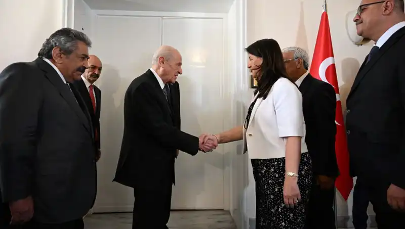 Bahçeli’nin DEM Partisi ile Gizemli Görüşmesinin Ardındaki Stratejiler