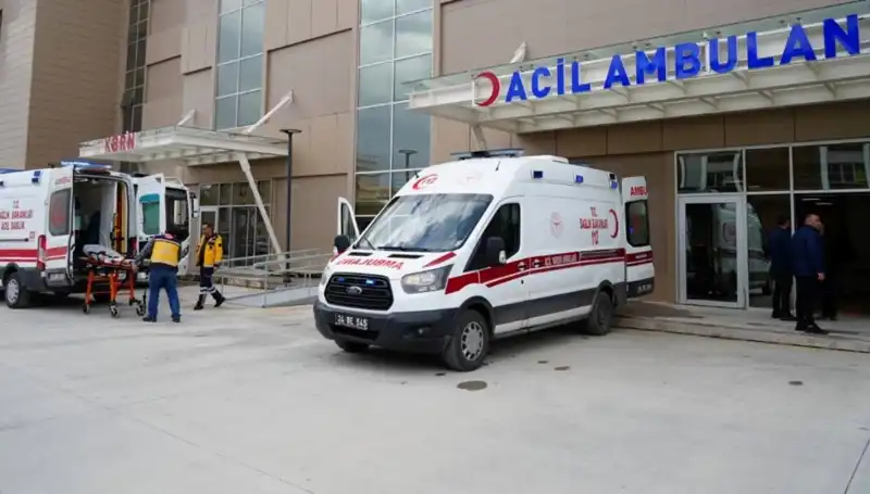 Erzincan’da Feci Kaza: Bir Ölüm, Üç Yaralı Yaşanan Olayın Detayları