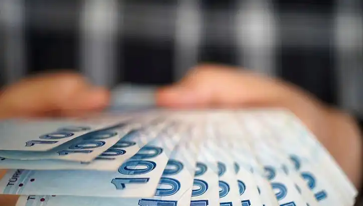 Temmuz 2025’te Emekli Promosyonlarına Dair Güncel Gelişmeler: Hangi Bankalar Ne Kadar Veriyor?