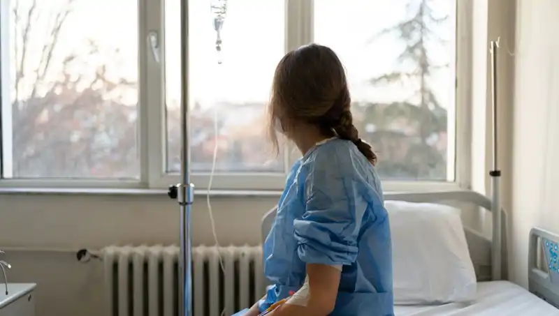 27 Yaşındaki Kadının Meme Kanseri Hikayesi: Doktorlar Teşhis Koymayı Başaramadı